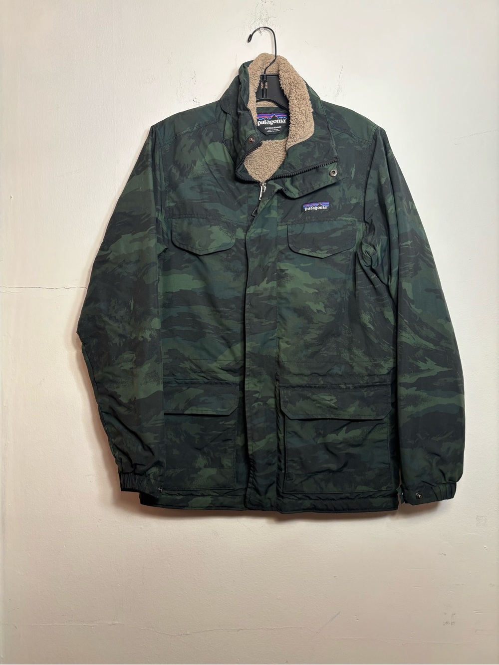 Patagonia Men's Dark Green Camo Sherpa Collar Field Jacket